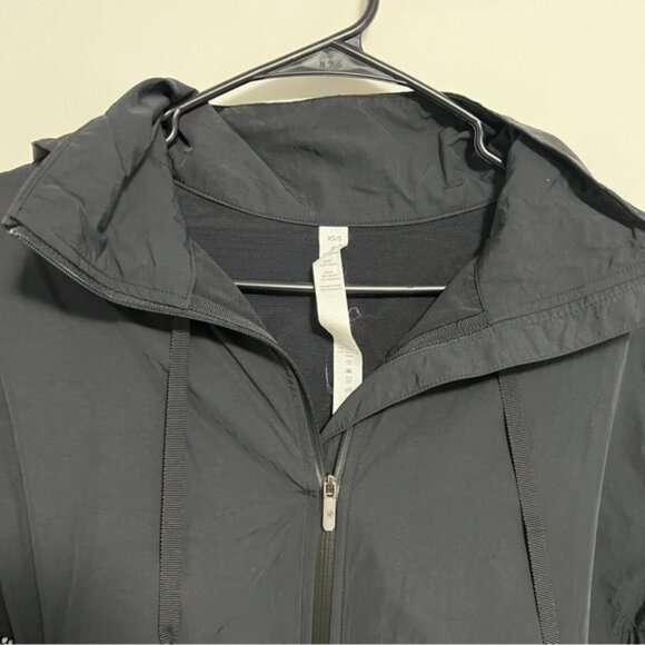 Lululemon Ride and Reflect Jacket x Soulcycle - Picture 3 of 10